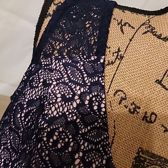 Motherhood Maternity Laced Dress Size S - Picture 5 of 7